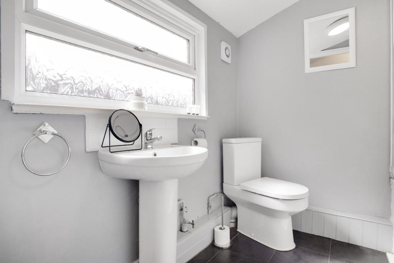 Elegantly 2-Bedroom In Ashington, Sleeps 3 Ashington  Exterior foto
